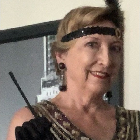 Meet your Posher - Picture 10 of 14